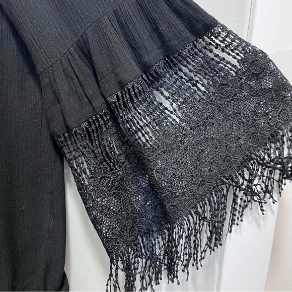 Bellissima Black Lightweight Fringe Crochet Blouse Size Small Whimsy Goth - Picture 6 of 12